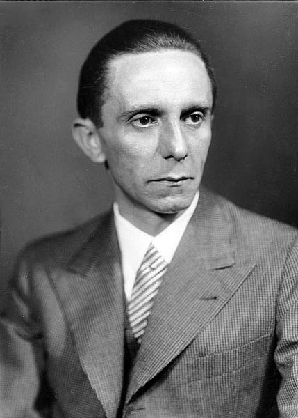 Německý ministr propagandy Joseph Goebbels nemůže britskou filmovou hvězdu vystát.