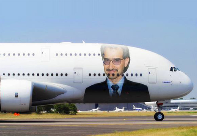 Saúdskoarabský princ Al-Valíd bin Talál si na letadlo dá podobiznu, aby bylo jasné, čí letoun je.