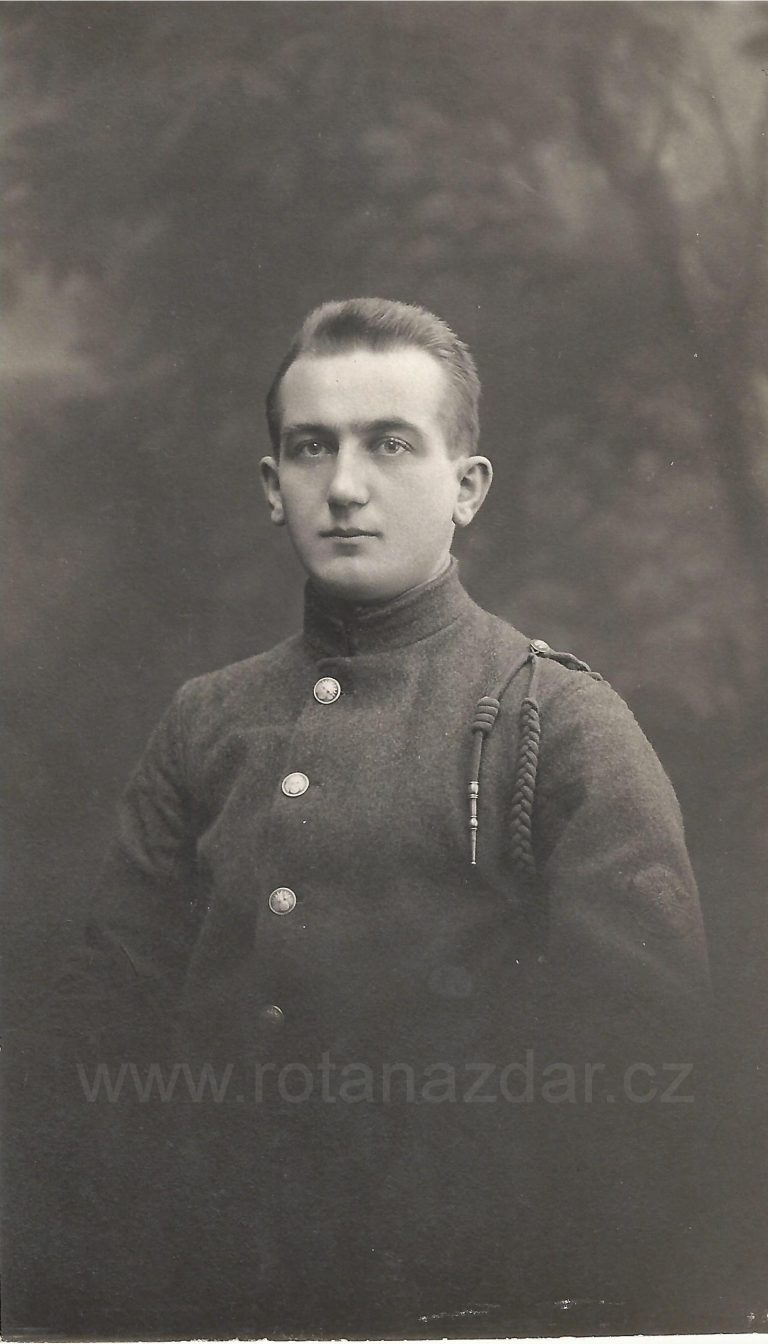 V první světové válce slouží Vilém Stanovský u slavné roty Nazdar.