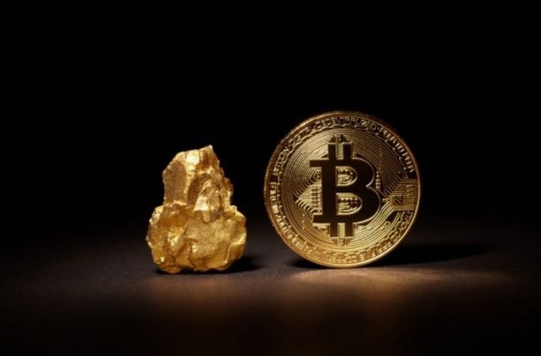 Často se dnes hovoří o tom, zda je lepší investovat do zlata, neb spíše do Bitcoinu.