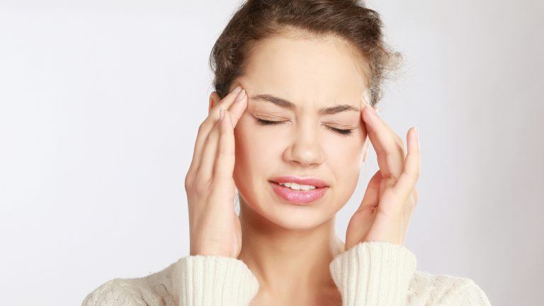 Primární bolesti hlavy jsou naopak onemocněním samy o sobě. Řadí se mezi ně migréna, tenzní bolesti hlavy a cluster headache.
