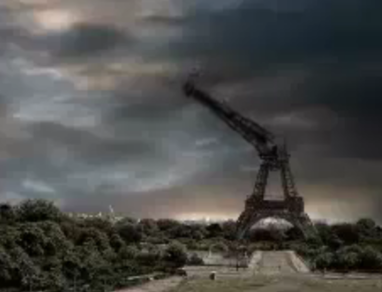 Až přestaneme natírat Eiffelovku, zřítí se!