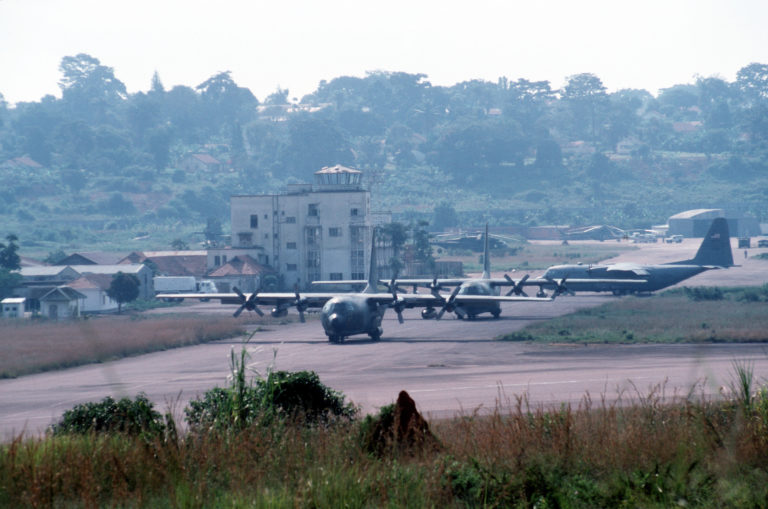 Izraelci na letiště v Entebbe museli letět přes 3 tisíce kilometrů.