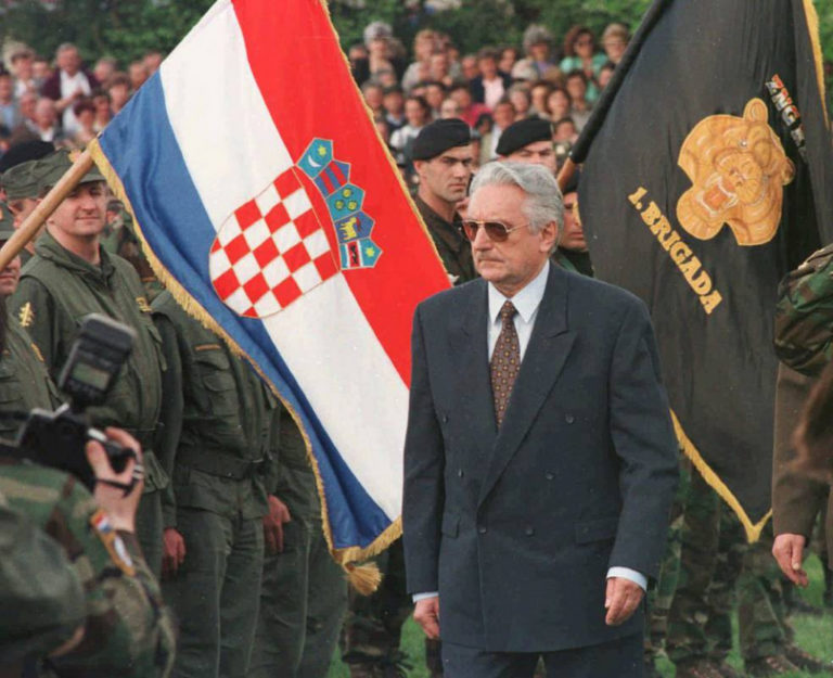 Franjo Tudjman zvolen chorvatským prezidentem. V Srbech to vzbudí zlost.