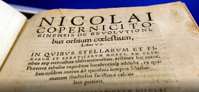Dílo De Revolutionibus Orbium Coelestium je jedním z pilířů moderního věku.