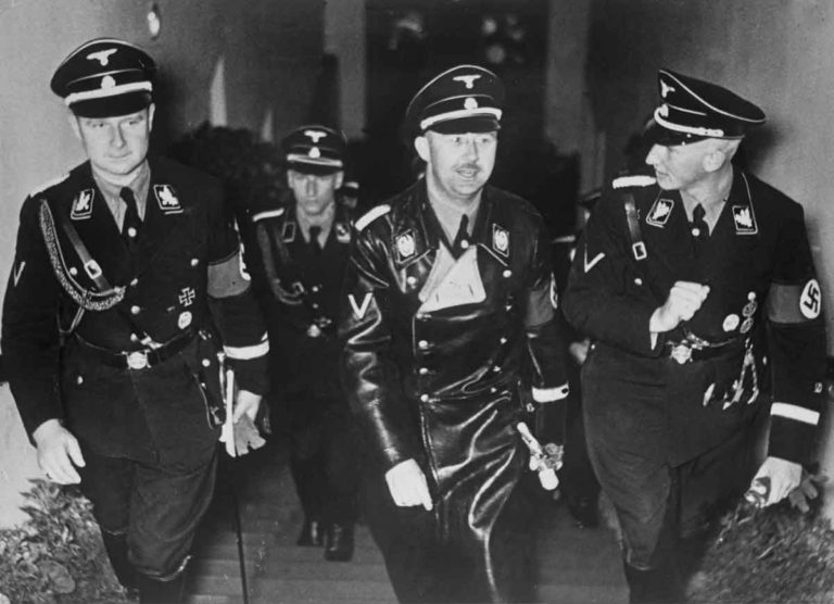 Při atentátu na Hitlera byl podezřelý i Himmlerův přítel.