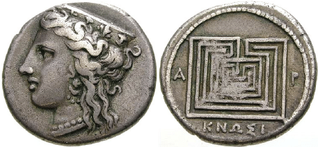 Starověká krétská mince znázorňující labyrint