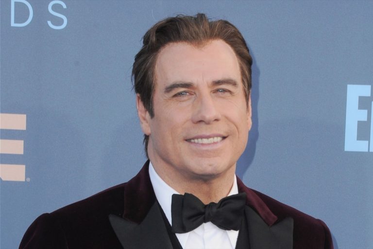 John Travolta chce scientologii prý opustit po smrti syna. Církev ho ale údajně vydírá.