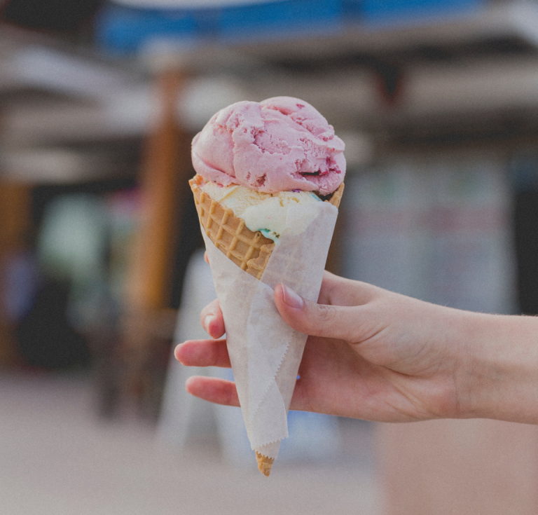 Podle amerických dietologů je zmrzlina lékem na špatnou náladu. Foto: pxfuel