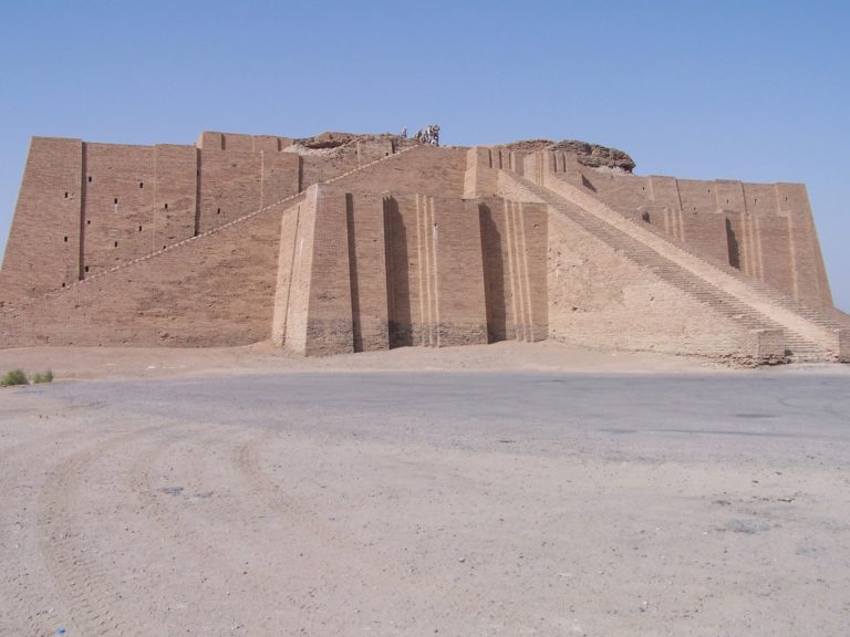 Starý urucký zikkurt leží na území dnešního Iráku. Foto: Creative Commons, Hardnfast, CC BY 3.0.