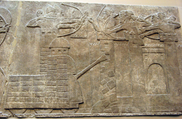 Asyrské obléhací věže vstoupily do dějin válečnictví. Foto: Creatie Commons, Capillon, Public Domain.