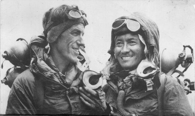 Pokořitelé Everestu. Edmund Hillary a Tenzing Norgay. FOTO: Jamling Tenzing Norgay/Creative Commons/Public Domain
