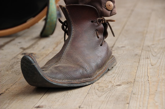 Někteří muži to s délkou bot přehánějí natolik, že ji omezí zvláštní výnos. (Foto: Leo_65, Pixabay)