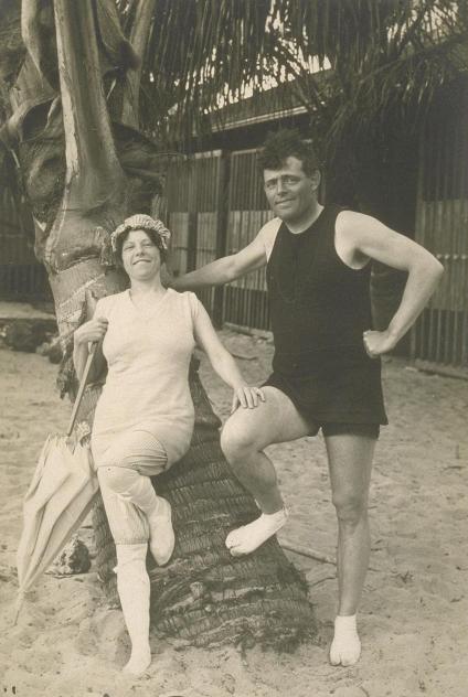 Jack a Charmian Londonovi přibližně v roce 1915 (neznámý autor, volné dílo, commons.wikimedia)