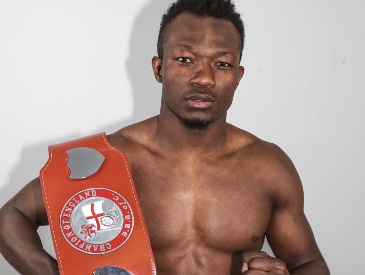 Thomas Essomba je jedním z boxerů, který využije Olympijské hry k útěku. Foto: Boxingscene, https://www.boxingscene.com/thomas-essomba-shocks-sean-mcgoldrick-wins-decision--141400.