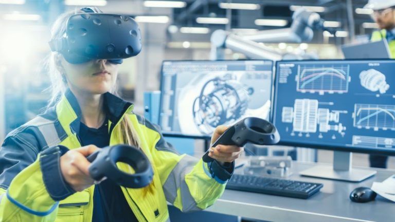 Podobně jako ve Valencii a Coventry lze výrobní technologie i procesy virtuálně testovat a navrhovat pomocí nástrojů VR. Foto: Tisková zpráva