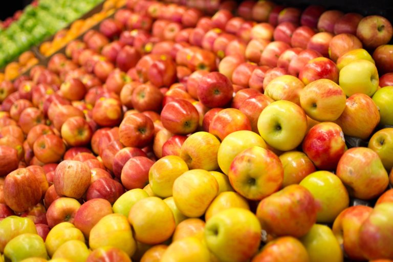 V antice se pěstuje 17 odrůd jablek, dnes jich známe 35 tisíc! Foto: droberson / Pixabay.