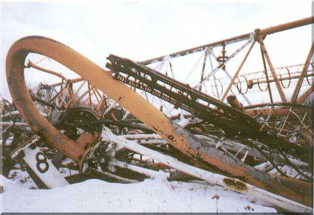 Takto vypadaly ruiny necelého půl roku po incidentu.(Foto: https://jerzyjedrzejkiewicz.webpark.pl/str01/galerie/rcn/grafika/foto_308_web.jpg / commons.wikimedia.org / volné dílo)