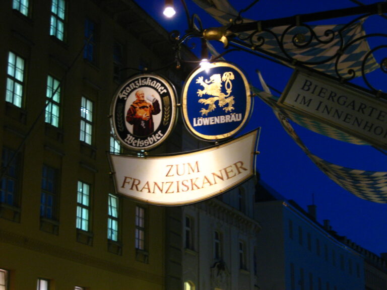 V podniku Zum Franziskaner ve Stockholmu točí stejné pivo už 600 let. Foto: randomduck / Creative Commons / CC BY-SA 2.0.