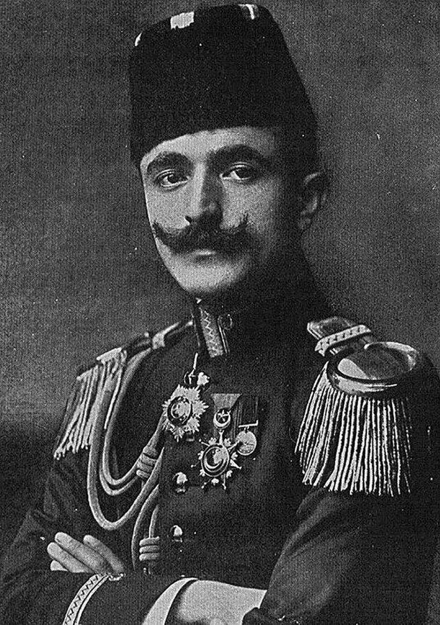 Bývalý osmanský ministr války Enver Paša bojoval v Tádžikistánu proti Sovětům, než byl v roce 1922 zabit. FOTO: Unidentified photographer, Public domain, via Wikimedia Commons