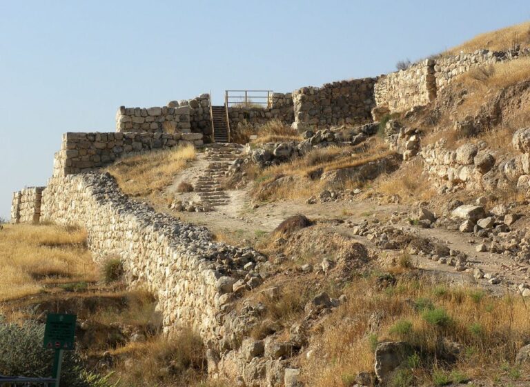 Z měst ve starověkém Judském království bylo Lachish druhé důležité hned po Jeruzalému. Foto: Wilson44691 / Creative Commons / CC-BY-SA-3.0