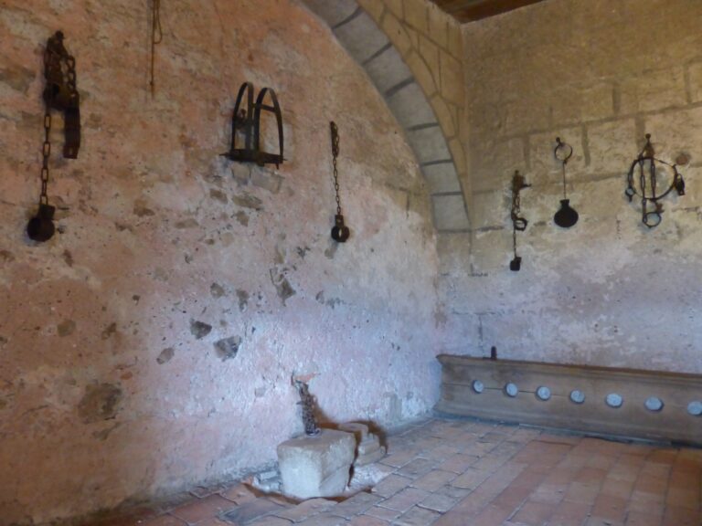 Středověké mučící nástroje tvoří pestrou sbírku. FOTO: pxhere