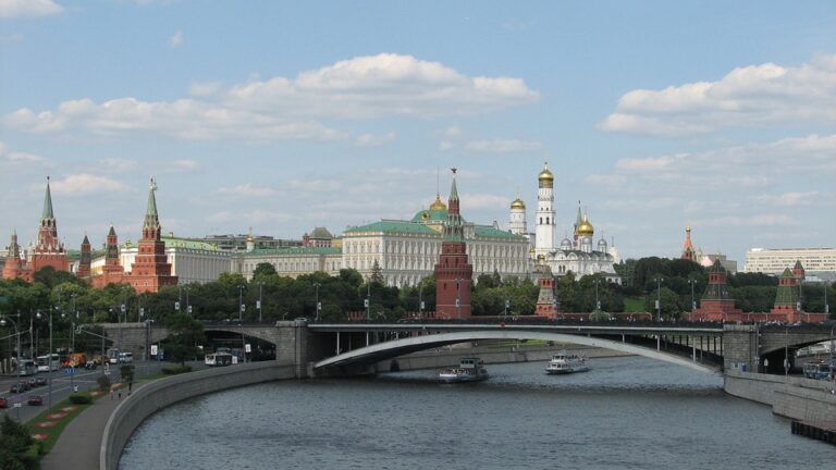 Moskva se patrně jmenuje podle ošklivého počasí. Foto: apreklama / Pixabay.