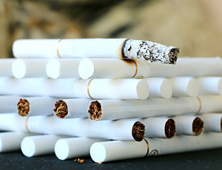 Kouření má stále jistý společenský význam. Foto: Pixabay