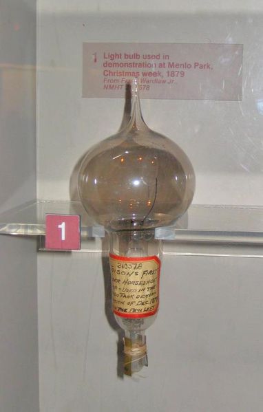 Svůj vynález žárovky Edison poprvé představil v Menlo Parku v prosinci roku 1879. FOTO: Alkivar / Creative Commons / CC BY-SA 3.0