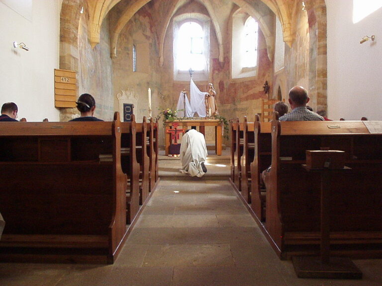 Interiér kostela sv. Klementa. FOTO: Fagnes/Creative Commons/CC BY-SA 3.0