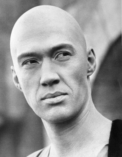 Upozornil na sebe rolí v seriálu Kung Fu. FOTO: ABC Television / Creative Commons / volné dílo