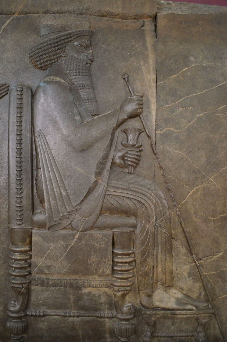 Xerxes je cvyobrazen na reliéfu, který je pýchou Národního muzea Íránu. FOTO: Darafsh / Creative Commons / CC BY 3.0
