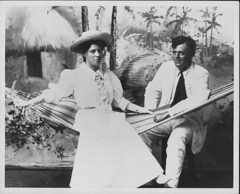 S manželkou Charmian na Havaji FOTO: Hawaii State Archives / Creative Commons / volné dílo