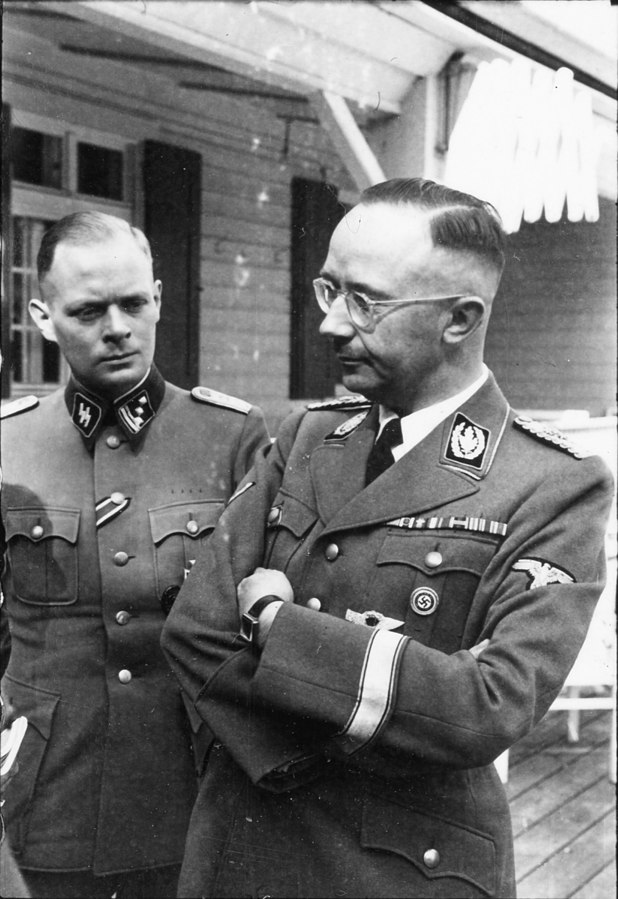 Heinrich Himmler je toho názoru, že pracovití vězni si sex zaslouží. FOTO: Bundesarchiv, Bild 101III-Alber-064-27A / Alber, Kurt /Creative Commons/ CC-BY-SA 3.0, CC BY-SA 3.0 DE