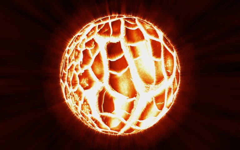Slunce je hvězda ve středu Sluneční soustavy. Foto: Pixabay