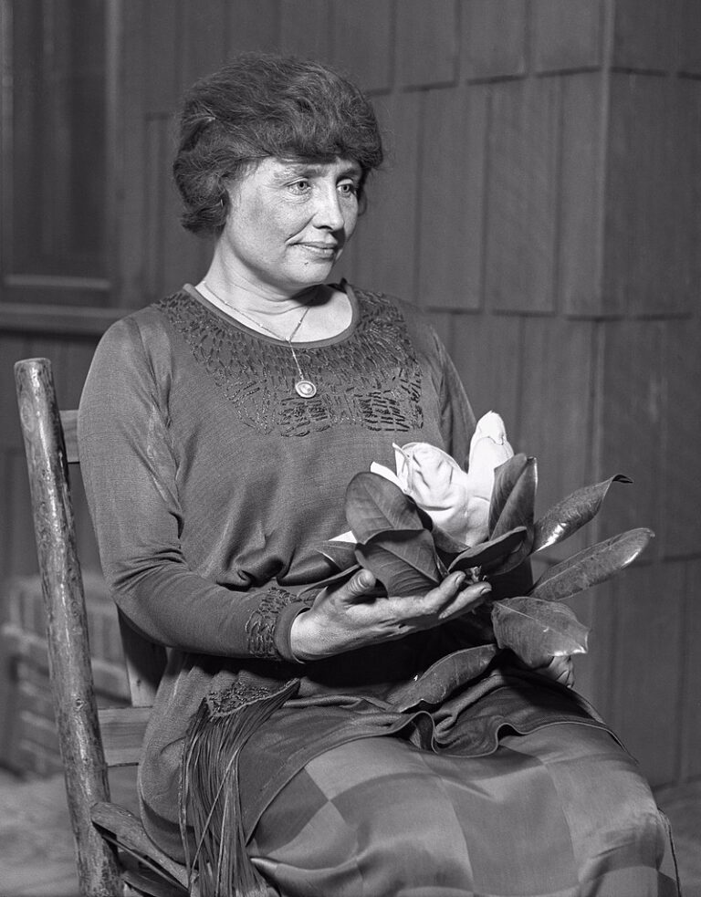 Hellen Kellerová zvládne napsat několik knih. (Los Angeles Times / commons.wikimedia.org / Volné dílo)