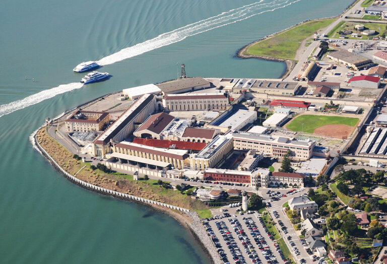Věznice San Quentin, kde vrah spolyká smrtící dávku předepsaných antidepresiv. Foto: Jitze Couperus / CC BY 2.0