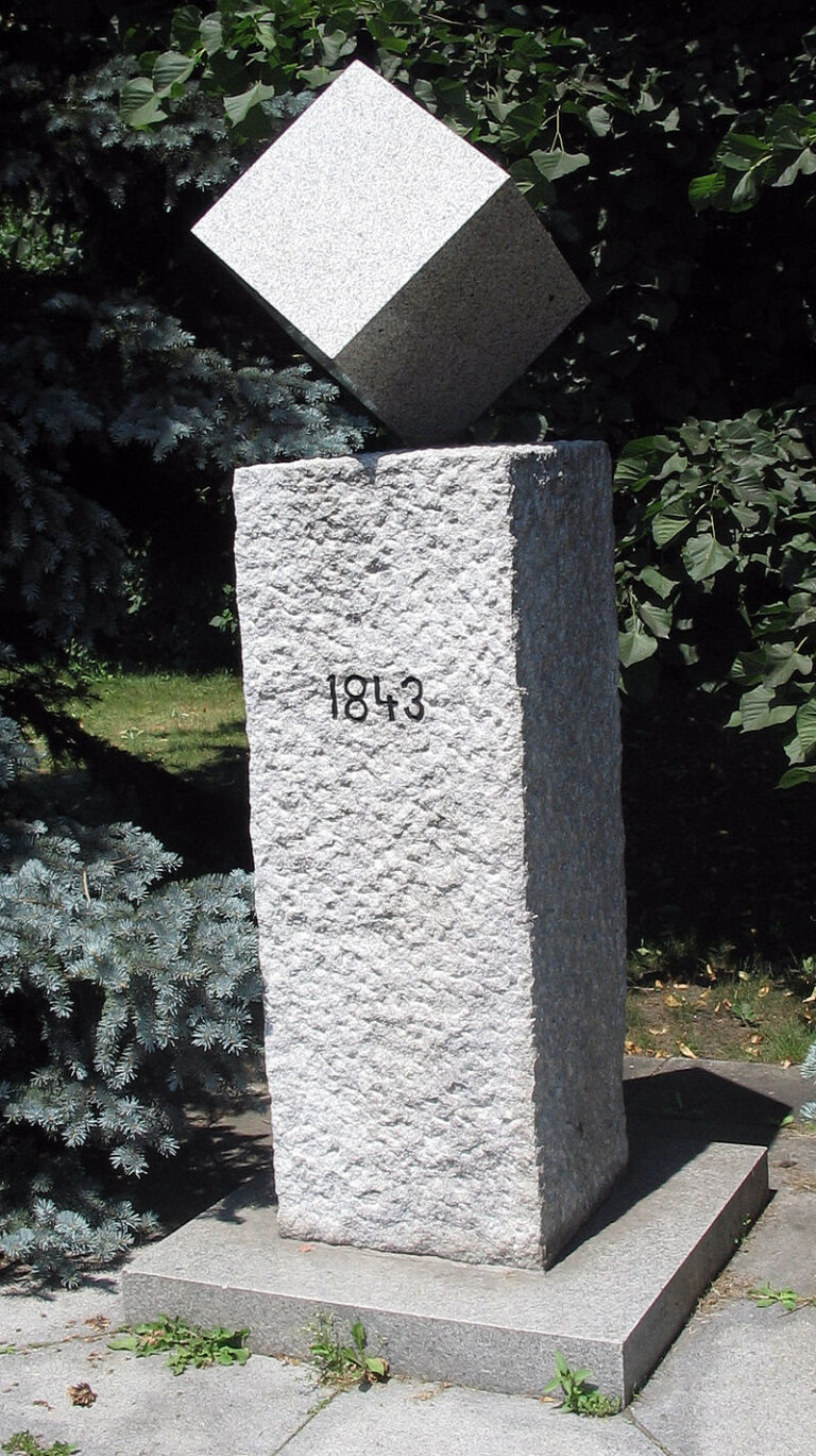 Kostka cukru má v Dačicích dokonce pomník. FOTO: Vít Luštinec/Creative Commons/CC BY 3.0