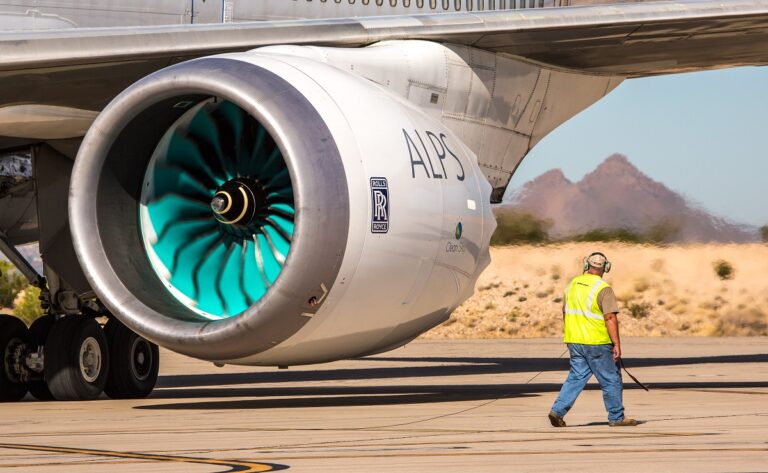 UltraFan je téměř o 5 % větší než dosud největší letecký motor General Electric GE9X, který je určen pro Boeing 777X. foto: Rolls-Royce