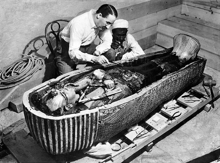 Tutanchamonova mumie se stala předmětem čilých výzkumů. FOTO: Exclusive to The Times/Creative Commons/Public domain