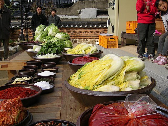 Výroba kimčich je velkou společenskou událostí.(Foto: Caroline Knox / commons.wikimedia.org / CC BY-SA 3.0)