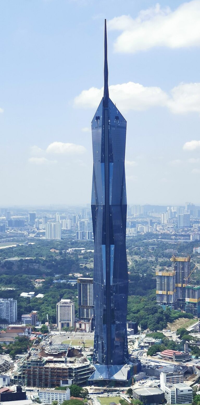 Jedním z nejzajímavějších mrakodrapů vyrostl v Malajsii. Seznamte se, Merdeka 118. (InterEdit / wikimedia.commons.org / CC BY-SA 4.0)