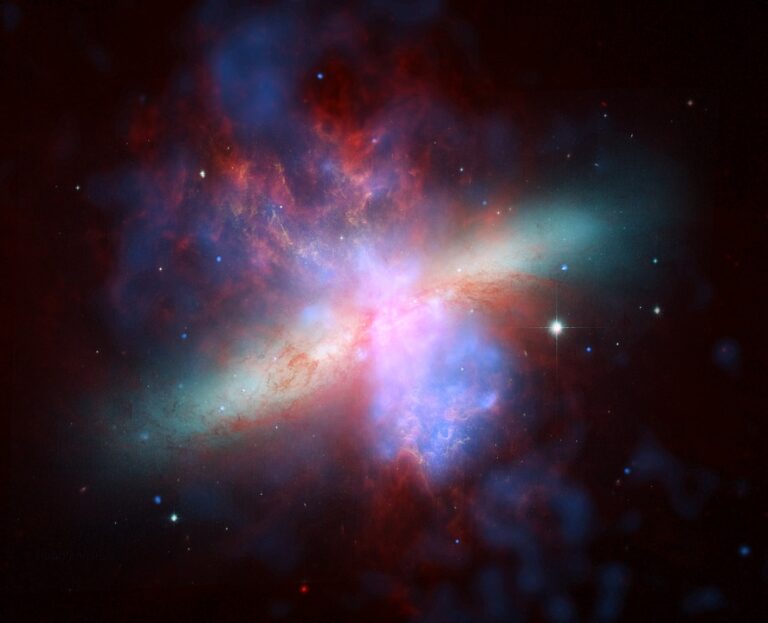 Chandra pozoruje rentgenové záření od července 1999, v roce 2020 NASA prodloužila kontrakt na její provoz. Zdroj: Pixabay