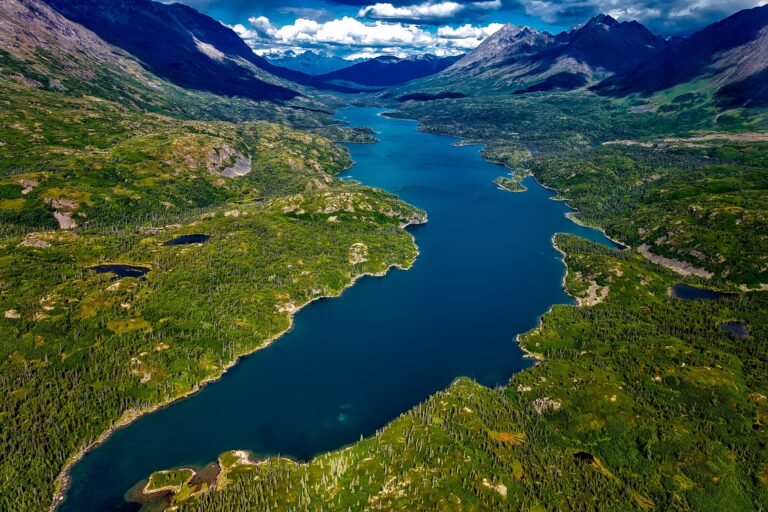 Aljaška je zemí řek a vodních toků: Foto: 12019 / Pixabay.