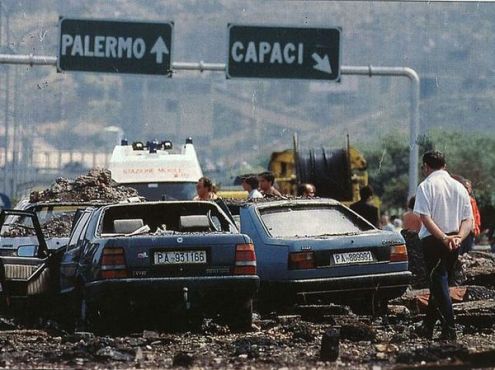 Tragické důsledky atentátu na Giovanniho Falconeho. FOTO: wikipedia / Creative Commons / volné dílo