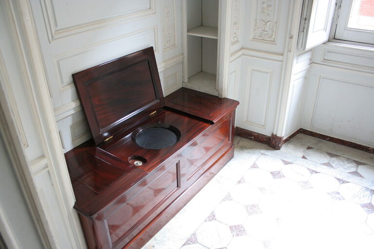 Toaleta v apartmánu Marie Antoinetty (1755-1793). FOTO: Crochet davdi / Creative Commons / CC BY-SA 3.0