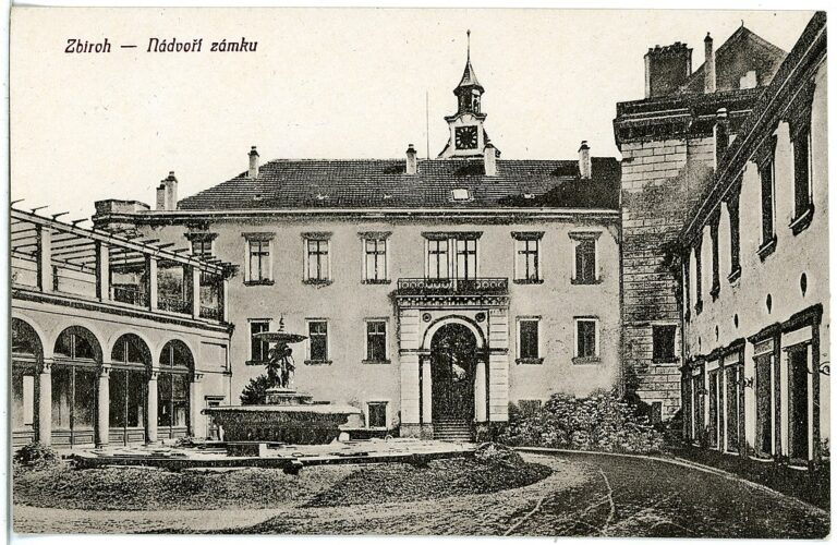 Takhle vypadal zámek Zbiroh v roce 1920. FOTO: Bruck und Sohn / Creative Commons / CC0