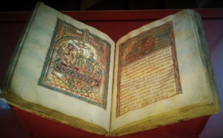 Ze sbírek Národní knihovny má největší hodnotu Vyšehradský kodex. FOTO: Packare/Creative Commons/CC0