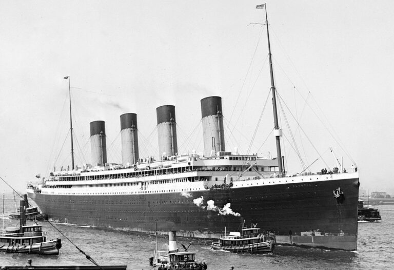 Podle jedné konspirační teorie se ve skutečnosti potopila loď Olympic ze stejné společnosti White Star Line. FOTO: Bain News Service/ Creative Commons/ Volné dílo