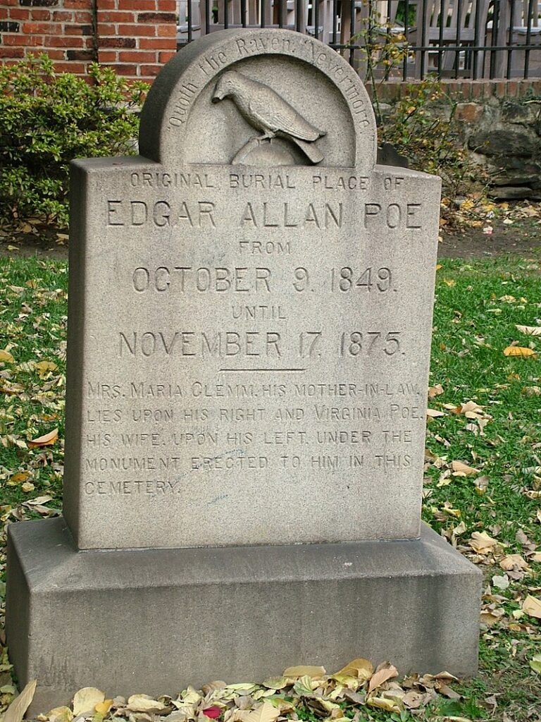Původní Poeův náhrobní kámen v Baltimoru. Spisovatel se hrobů bál. FOTO: KRichter/Creative Commons/Public domain